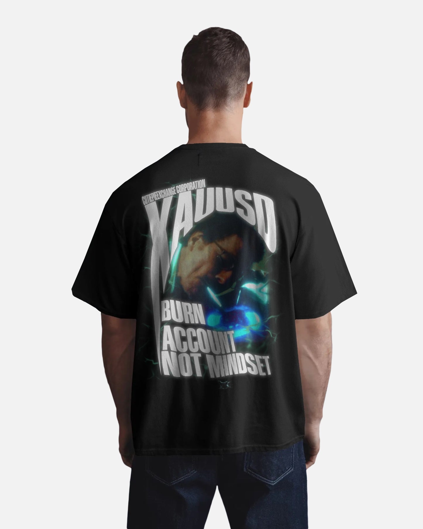 XAUUSD Slayer Burns Accounts, Not Emotions Oversized T-Shirt